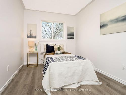 47 Stewart Maclaren Rd, Halton Hills, ON - Indoor Photo Showing Bedroom