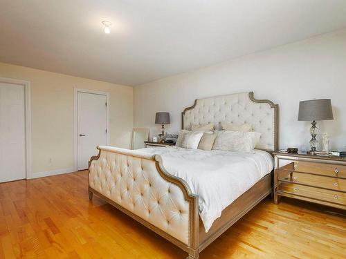 Chambre Ã  coucher principale - 1069 Rue Des Crocus, Laval (Sainte-Dorothée), QC - Indoor Photo Showing Bedroom