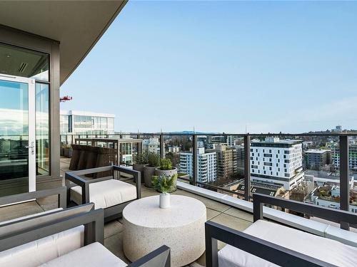 Ph1801-960 Yates St, Victoria, BC - Outdoor With View With Exterior