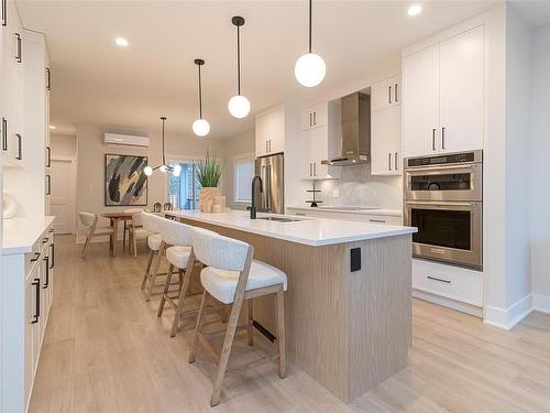 3476 Trumpeter St, Colwood, BC - Indoor Photo Showing Kitchen With Upgraded Kitchen