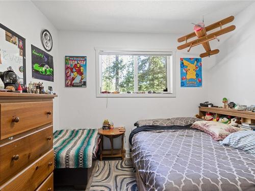 1290 Middlegate Rd, Errington, BC - Indoor Photo Showing Bedroom