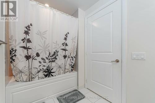 709 - 65 Watergarden Drive, Mississauga, ON - Indoor Photo Showing Bathroom