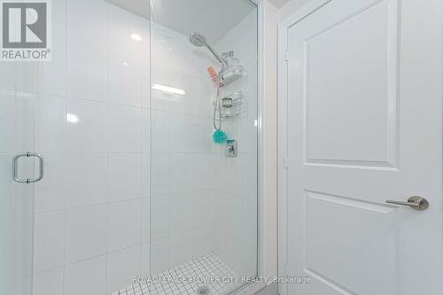 709 - 65 Watergarden Drive, Mississauga, ON - Indoor Photo Showing Bathroom