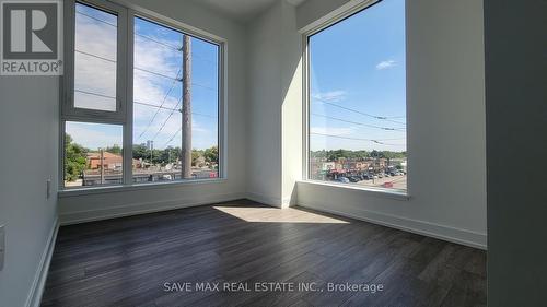 307 - 1195 The Queensway, Toronto, ON - Indoor Photo Showing Other Room