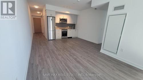 307 - 1195 The Queensway, Toronto, ON - Indoor Photo Showing Kitchen