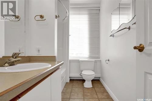 608 1867 Hamilton Street, Regina, SK - Indoor Photo Showing Bathroom