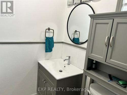 169 Peel Street, Collingwood, ON - Indoor Photo Showing Bathroom