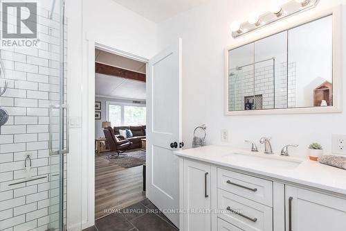 7697 West River Road, Ramara, ON - Indoor Photo Showing Bathroom