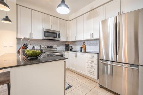 245 Dalesford Road|Unit #501, Etobicoke, ON - Indoor Photo Showing Kitchen With Stainless Steel Kitchen