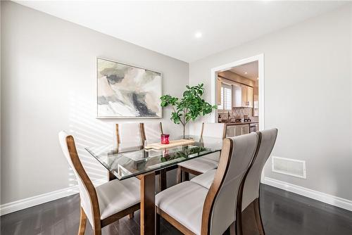 680 Rexford Drive, Hamilton, ON - Indoor Photo Showing Dining Room