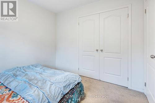 2425 Dress Circle Crescent, Oshawa, ON - Indoor Photo Showing Bedroom