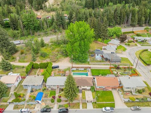 3171 Iris Crescent, Trail, BC - Outdoor With View