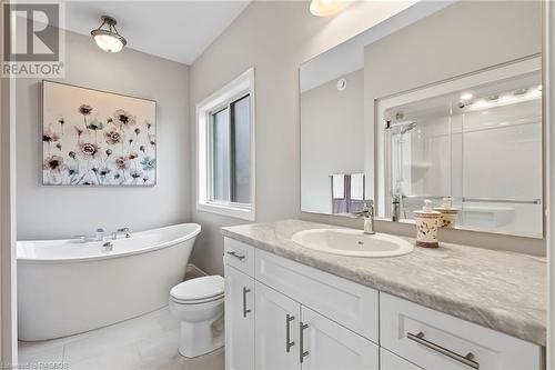 ENSUITE - 399 Northport Drive, Saugeen Shores, ON - Indoor Photo Showing Bathroom
