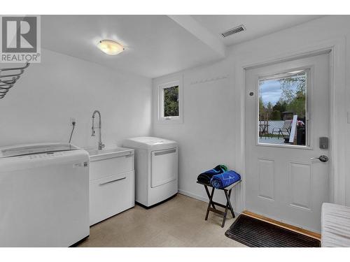 2650 Ridgeview Drive, Prince George, BC - Indoor Photo Showing Laundry Room