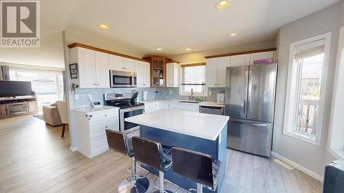 8728 113 A Avenue, Fort St. John, BC - Indoor Photo Showing Kitchen With Stainless Steel Kitchen