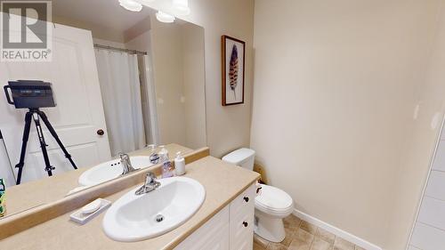 8728 113 A Avenue, Fort St. John, BC - Indoor Photo Showing Bathroom