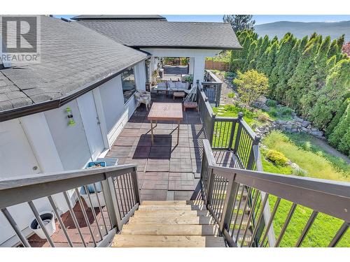 1185 Sunnyside Road, West Kelowna, BC - Outdoor With Exterior