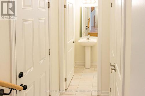 209 Flavelle Way, Peterborough, ON - Indoor Photo Showing Bathroom