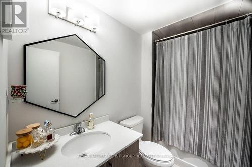 411 - 16 Markle Crescent, Hamilton, ON - Indoor Photo Showing Bathroom