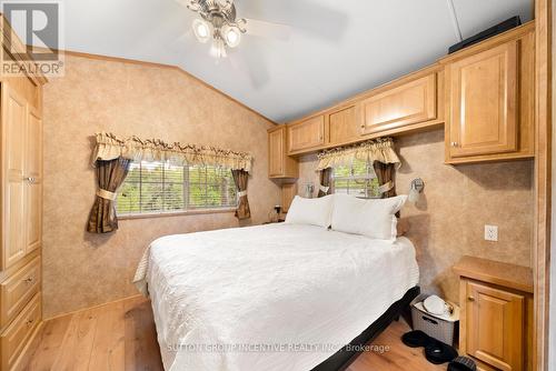 42 - 6047 Highway 89, New Tecumseth, ON - Indoor Photo Showing Bedroom