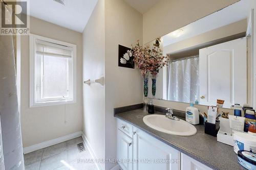 86 Chokecherry Crescent, Markham, ON - Indoor Photo Showing Bathroom