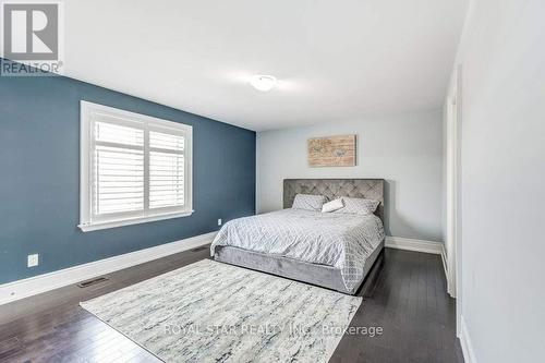 1409 Lormel Gate Avenue, Innisfil, ON - Indoor Photo Showing Bedroom