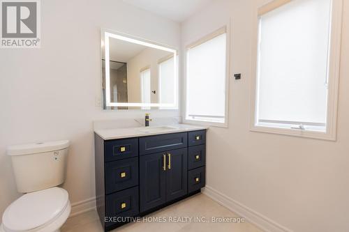 6885 Apex Court, Mississauga, ON - Indoor Photo Showing Bathroom
