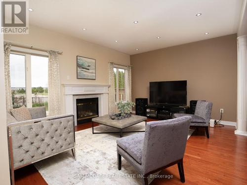 4903 Sebastian Drive, Mississauga, ON - Indoor Photo Showing Living Room With Fireplace