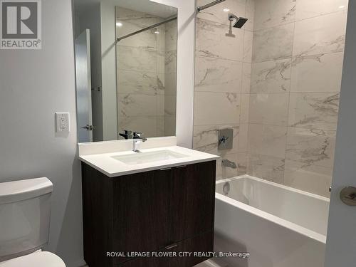 3701 - 1926 Lakeshore Boulevard, Toronto, ON - Indoor Photo Showing Bathroom