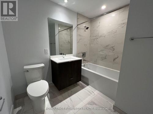 3701 - 1926 Lakeshore Boulevard, Toronto, ON - Indoor Photo Showing Bathroom
