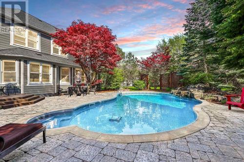 598 Gladwyne Court, Mississauga, ON - Outdoor With In Ground Pool