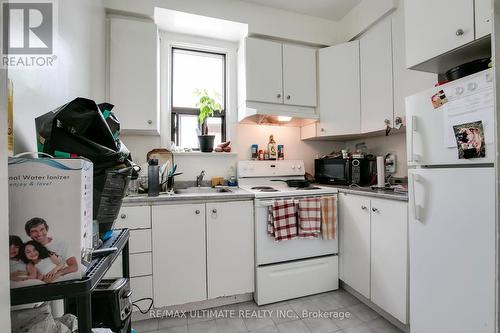 180 Rosemount Avenue, Toronto, ON - Indoor Photo Showing Kitchen With Double Sink