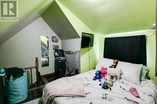 180 Rosemount Avenue, Toronto, ON - Indoor Photo Showing Bedroom