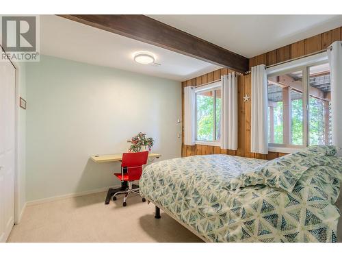 5086 Weiss Court, Kelowna, BC - Indoor Photo Showing Bedroom