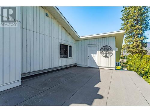 2083 Manuel Road, West Kelowna, BC - Outdoor With Exterior