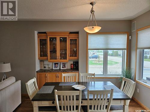 10 Manor Bay, Carlyle, SK - Indoor Photo Showing Dining Room