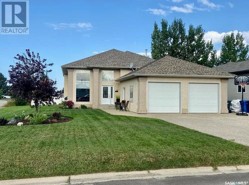 10 Manor Bay, Carlyle, SK - Outdoor