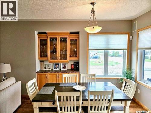 10 Manor Bay, Carlyle, SK - Indoor Photo Showing Dining Room