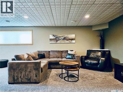 10 Manor Bay, Carlyle, SK - Indoor