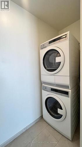 2807 - 16 Bonnycastle Street, Toronto, ON - Indoor Photo Showing Laundry Room