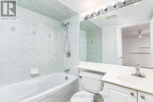 1008 - 18 Sommerset Way, Toronto, ON - Indoor Photo Showing Bathroom