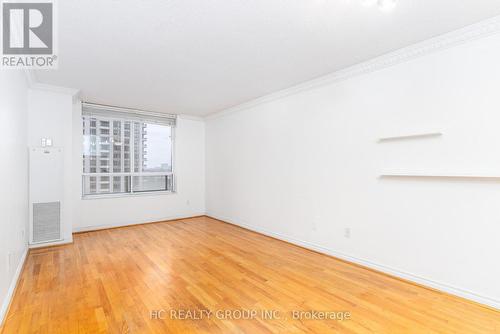 1008 - 18 Sommerset Way, Toronto, ON - Indoor Photo Showing Other Room