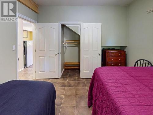 2847 Brian'S Way, Savary Island, BC - Indoor Photo Showing Bedroom