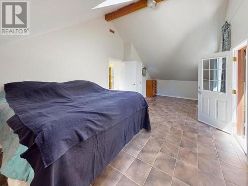 2847 Brian'S Way, Savary Island, BC - Indoor Photo Showing Bedroom