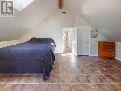 2847 Brian'S Way, Savary Island, BC - Indoor Photo Showing Bedroom