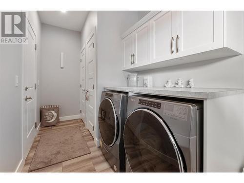 3357 Ironwood Drive, West Kelowna, BC - Indoor Photo Showing Laundry Room