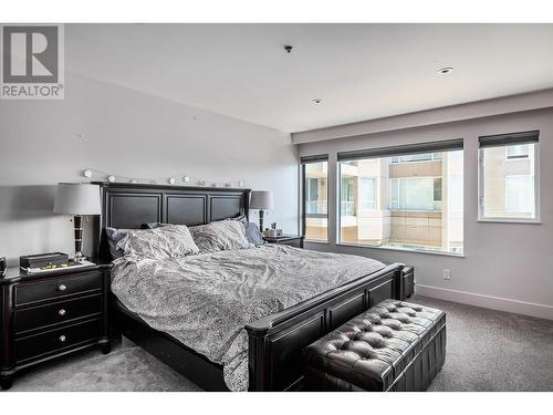 1156 Sunset Drive Unit# 113, Kelowna, BC - Indoor Photo Showing Bedroom