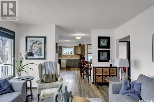 2728 Montreal Crescent, Regina, SK - Indoor Photo Showing Living Room