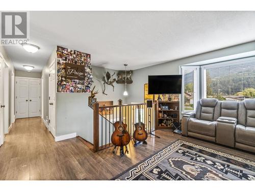 8758 Holding Road Unit# 17, Adams Lake, BC - Indoor