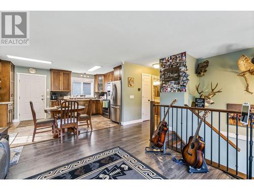 8758 Holding Road Unit# 17, Adams Lake, BC - Indoor